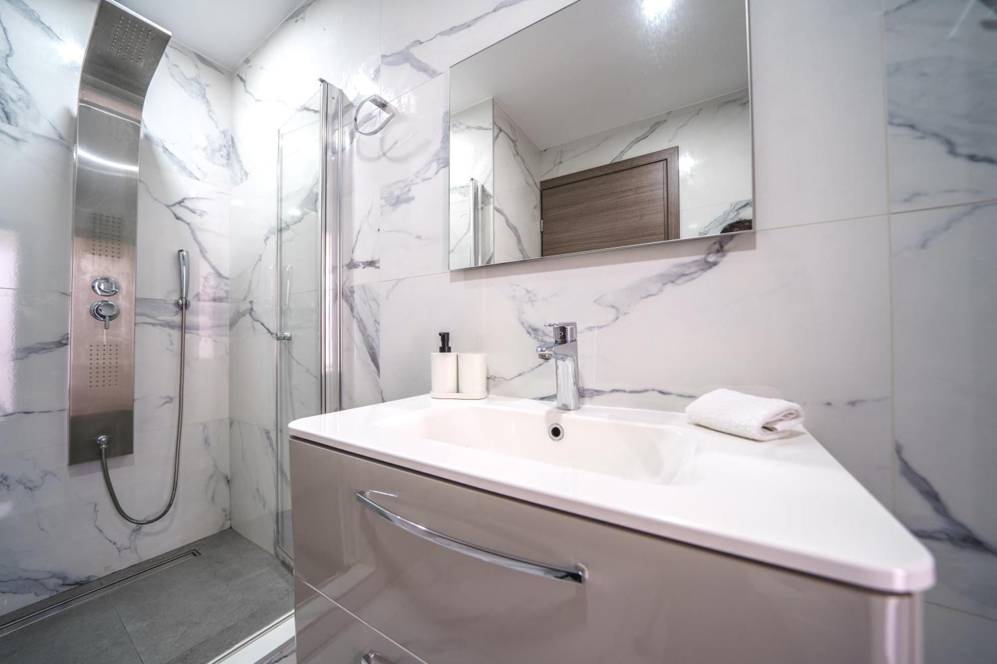 Dimitra & Deslina Luxury Αpartments Leilighet Jeorjoúpoli Eksteriør bilde