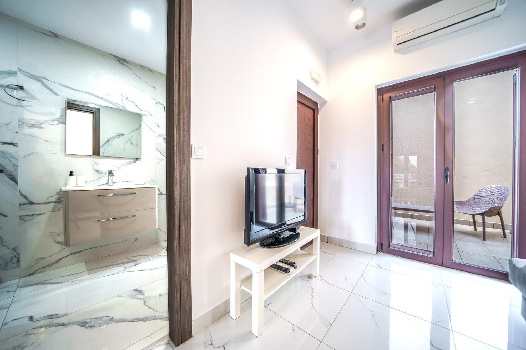 Dimitra & Deslina Luxury Αpartments Leilighet Jeorjoúpoli Eksteriør bilde